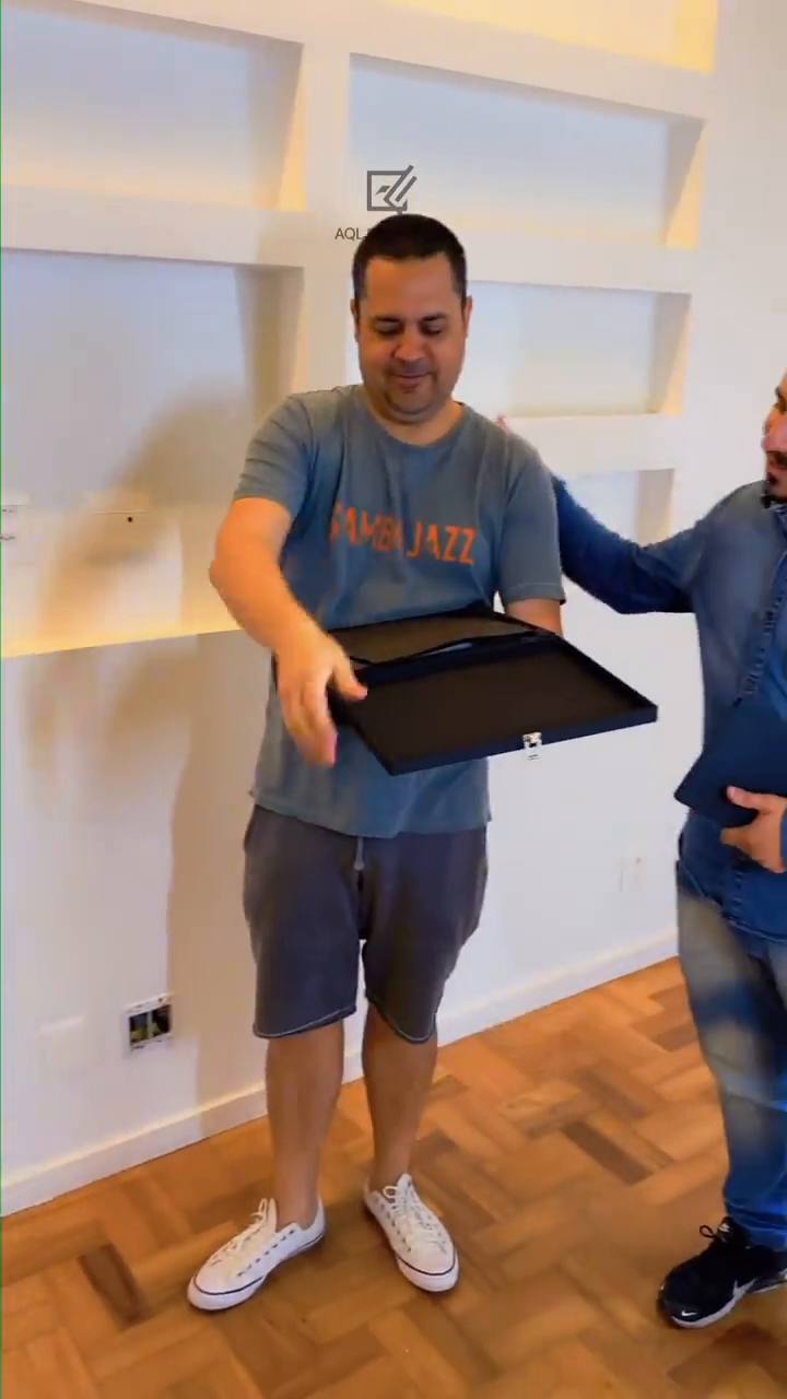 Depoimento em vídeo na entrega de uma reforma concluída pela AQL